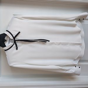 H&M White Long Sleeved Button Down Blouse size 2